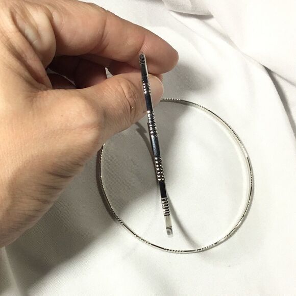 Silver Tone Bangle Set (UC3) - Picture 3 of 4